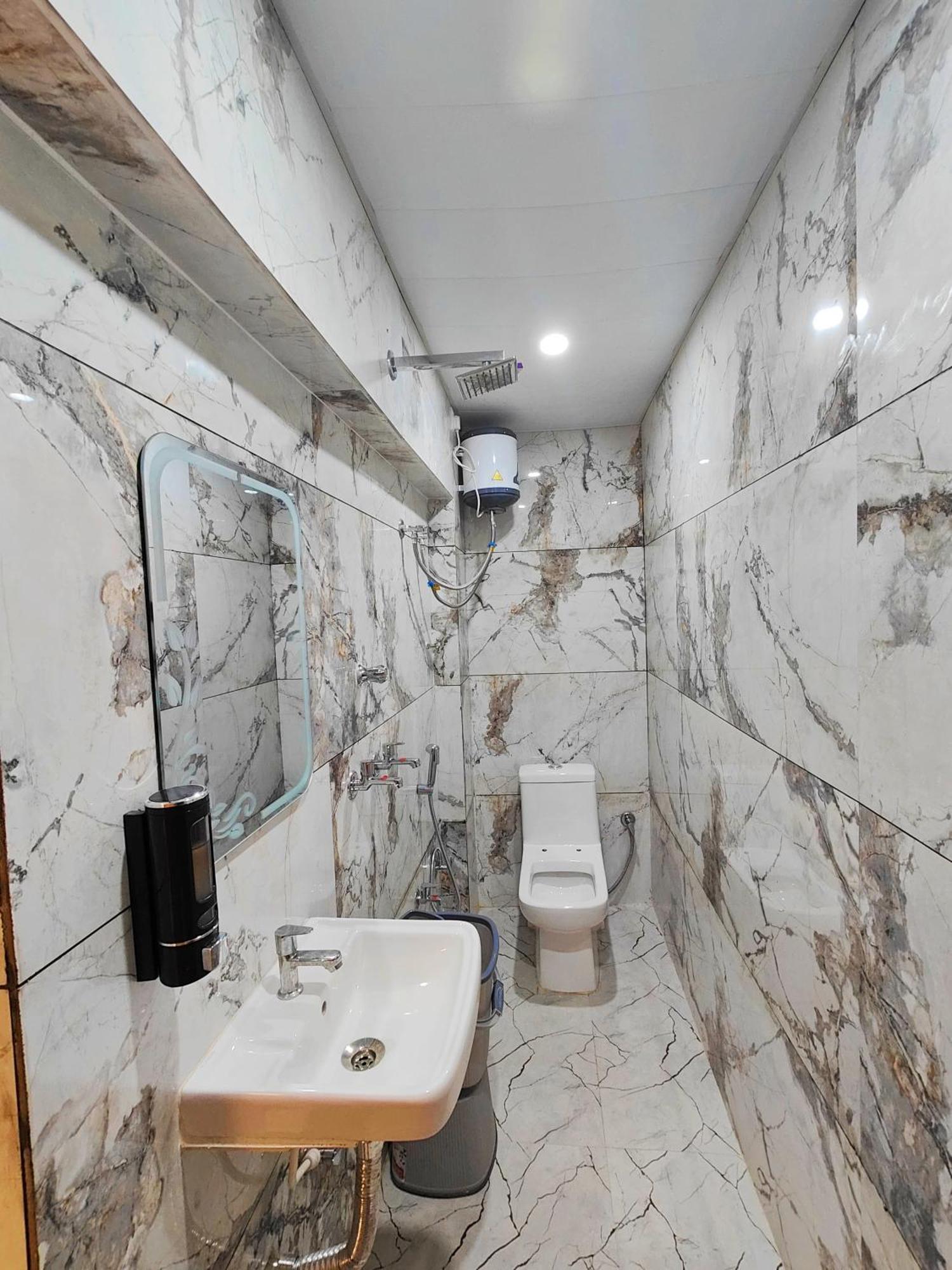 Hotel Mangal Murti Benares Buitenkant foto
